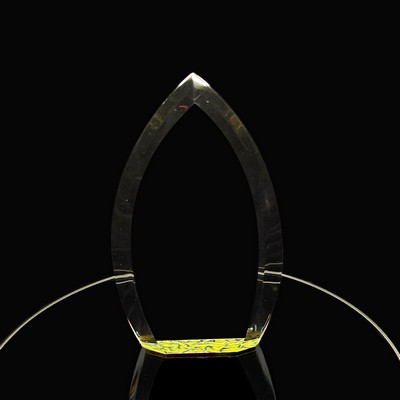 9" Pointed Top Oval