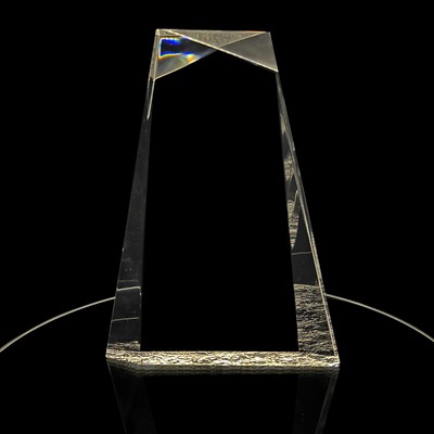 9" Faceted Wedge Wide